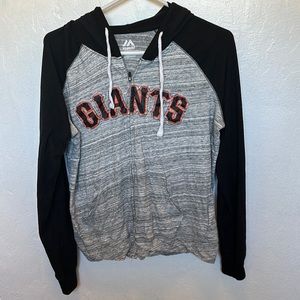 Women’s lightweight sweater/long sleeve shirt